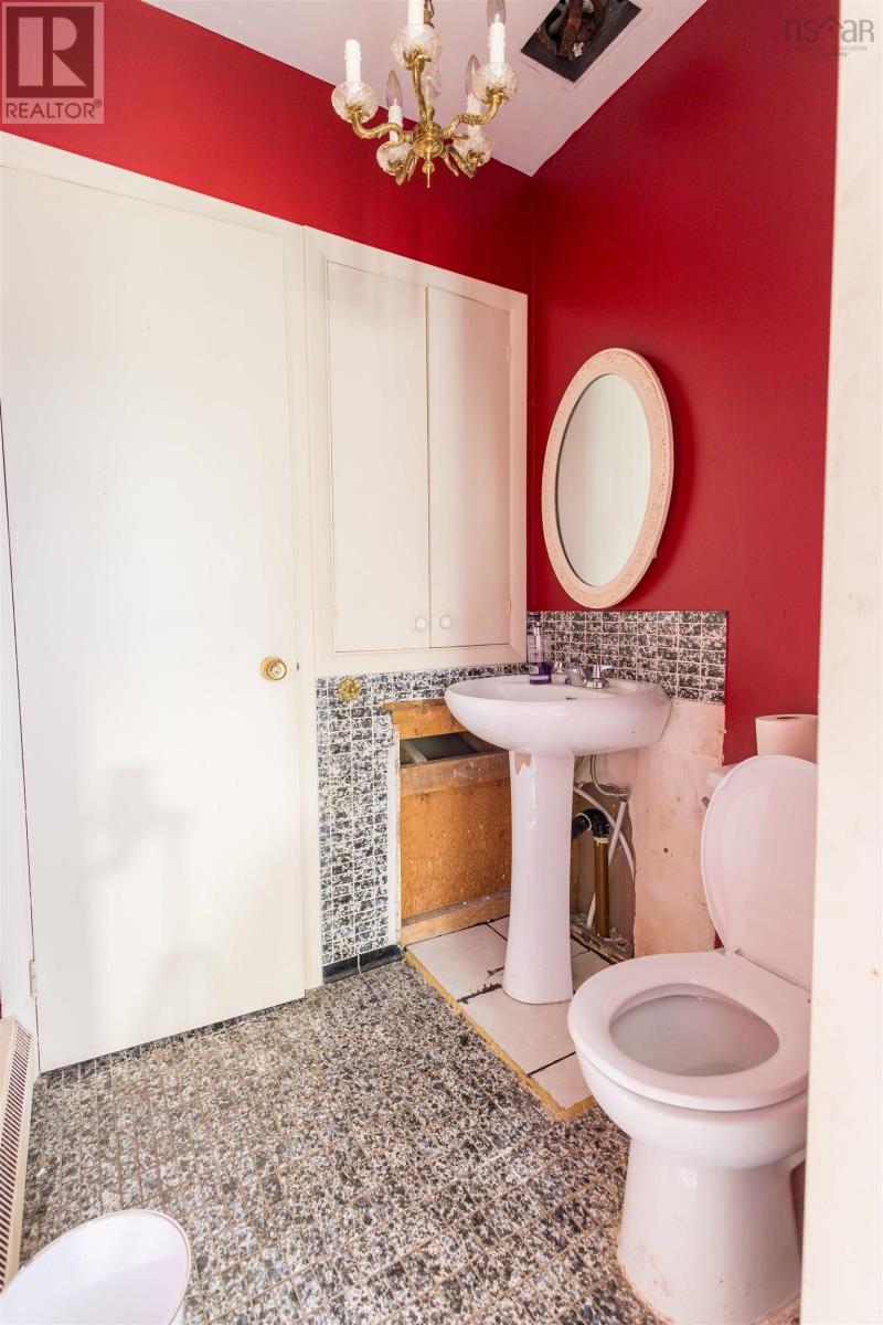 324 York Street Property Photo 23
