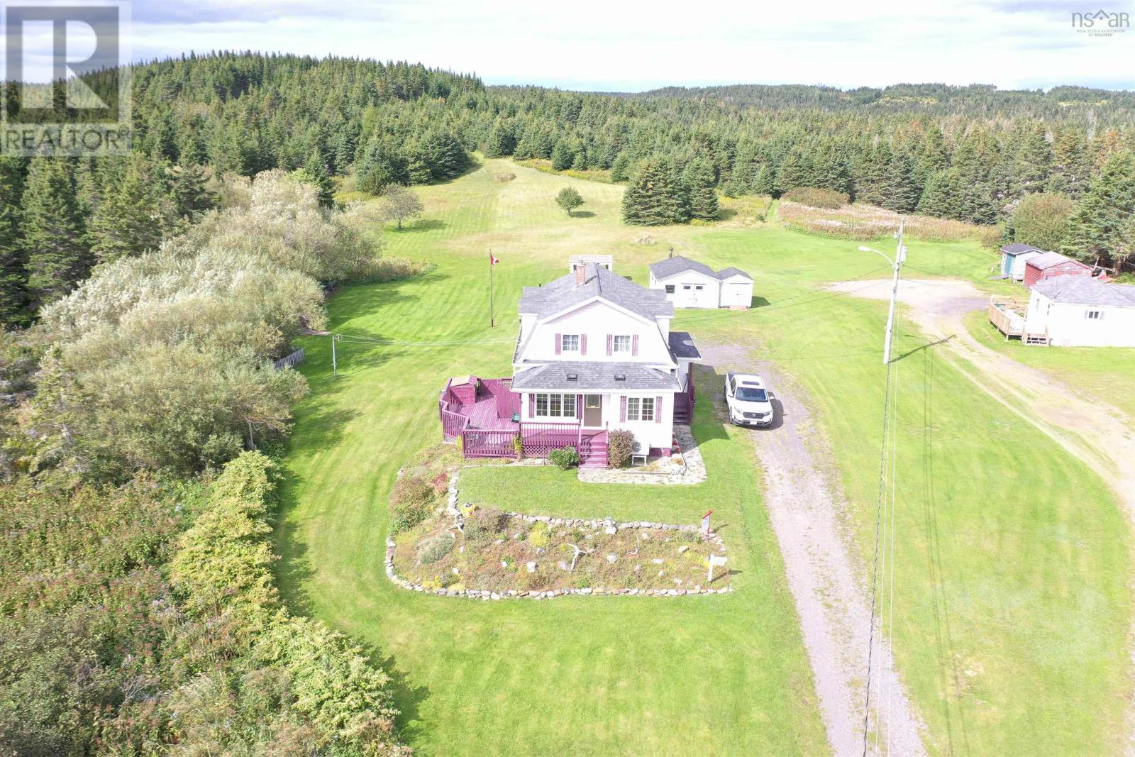 23 Boulet Lane Property Photo 32