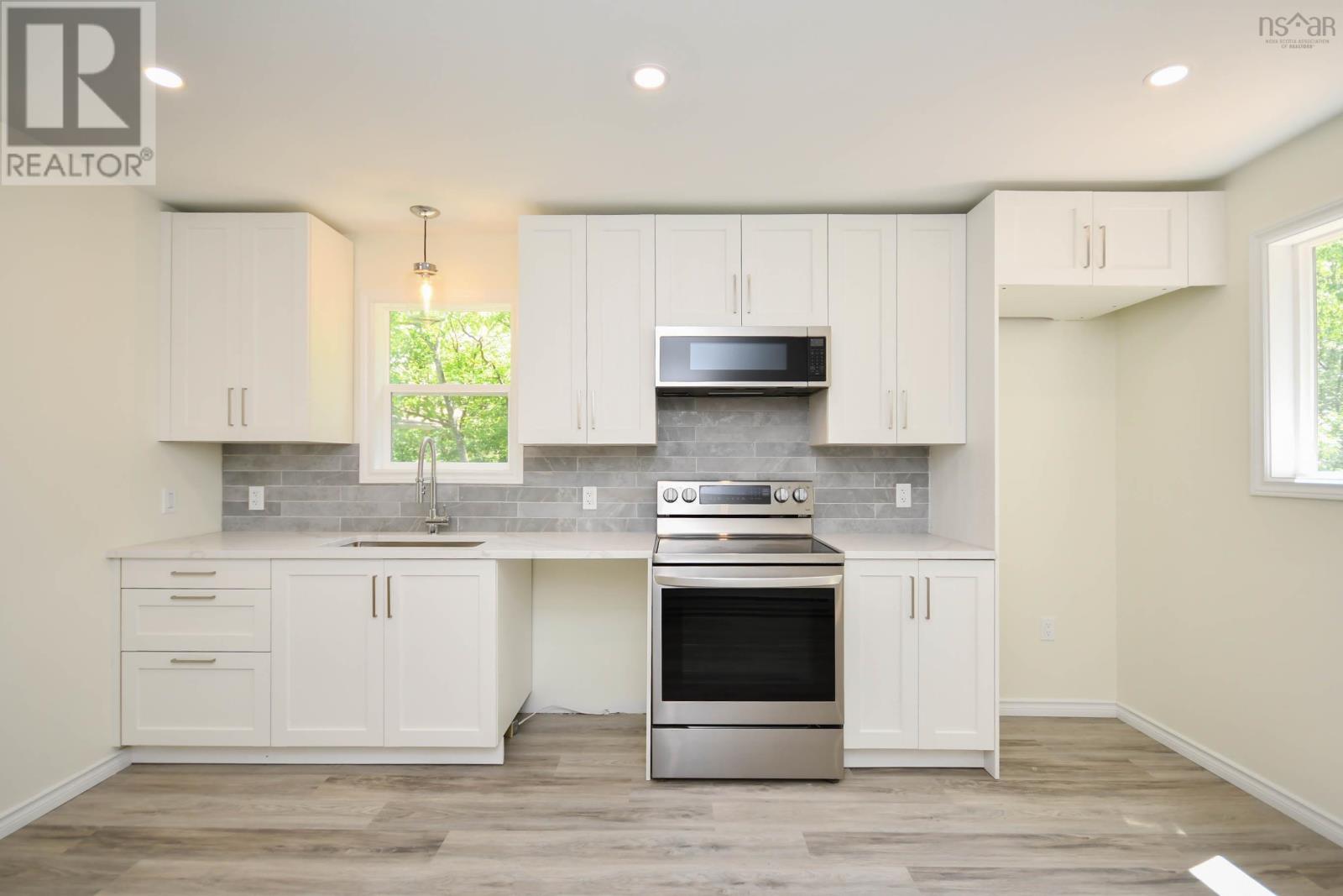 29 Joyce Avenue Property Photo 5