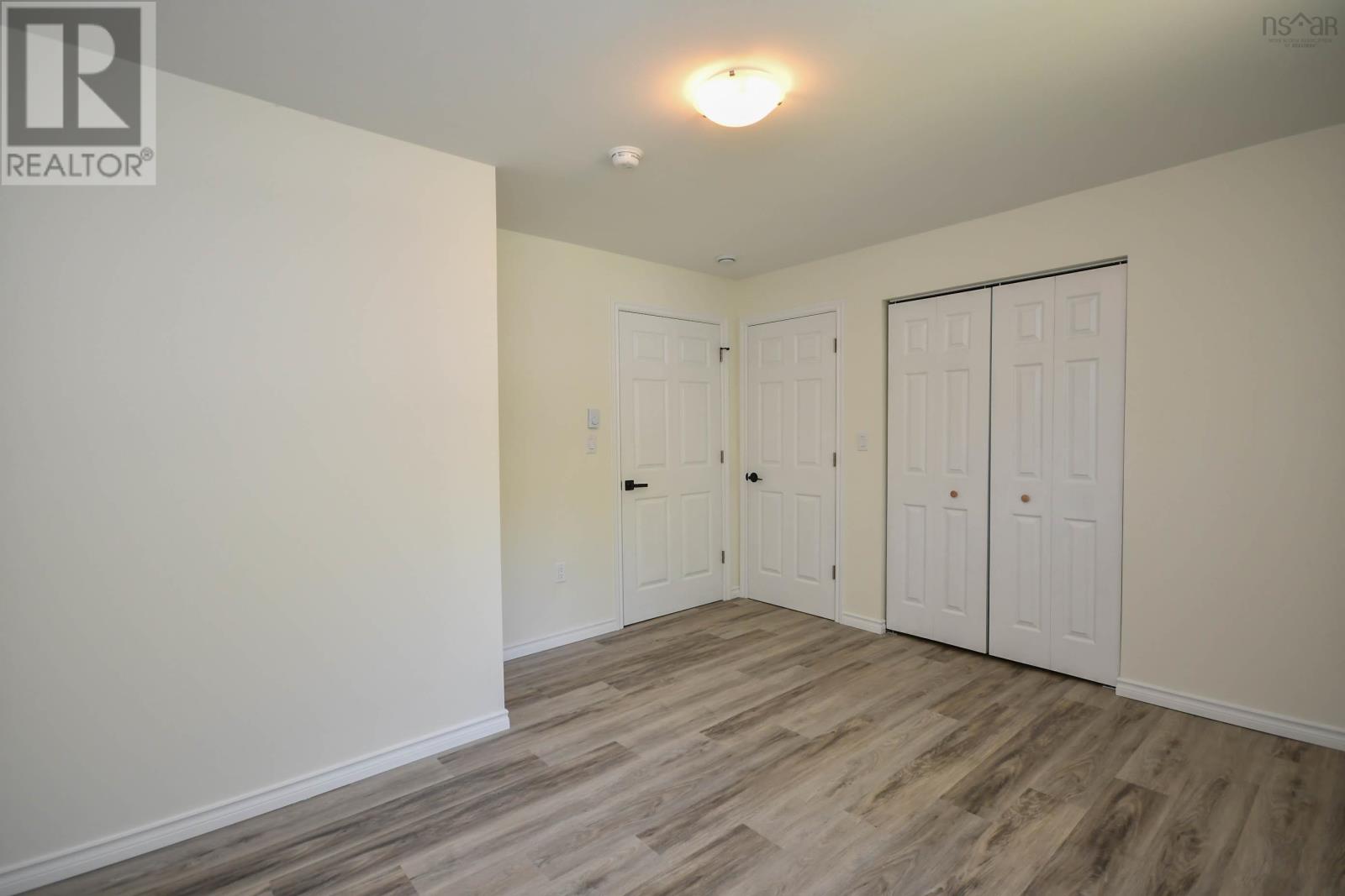 29 Joyce Avenue Property Photo 8