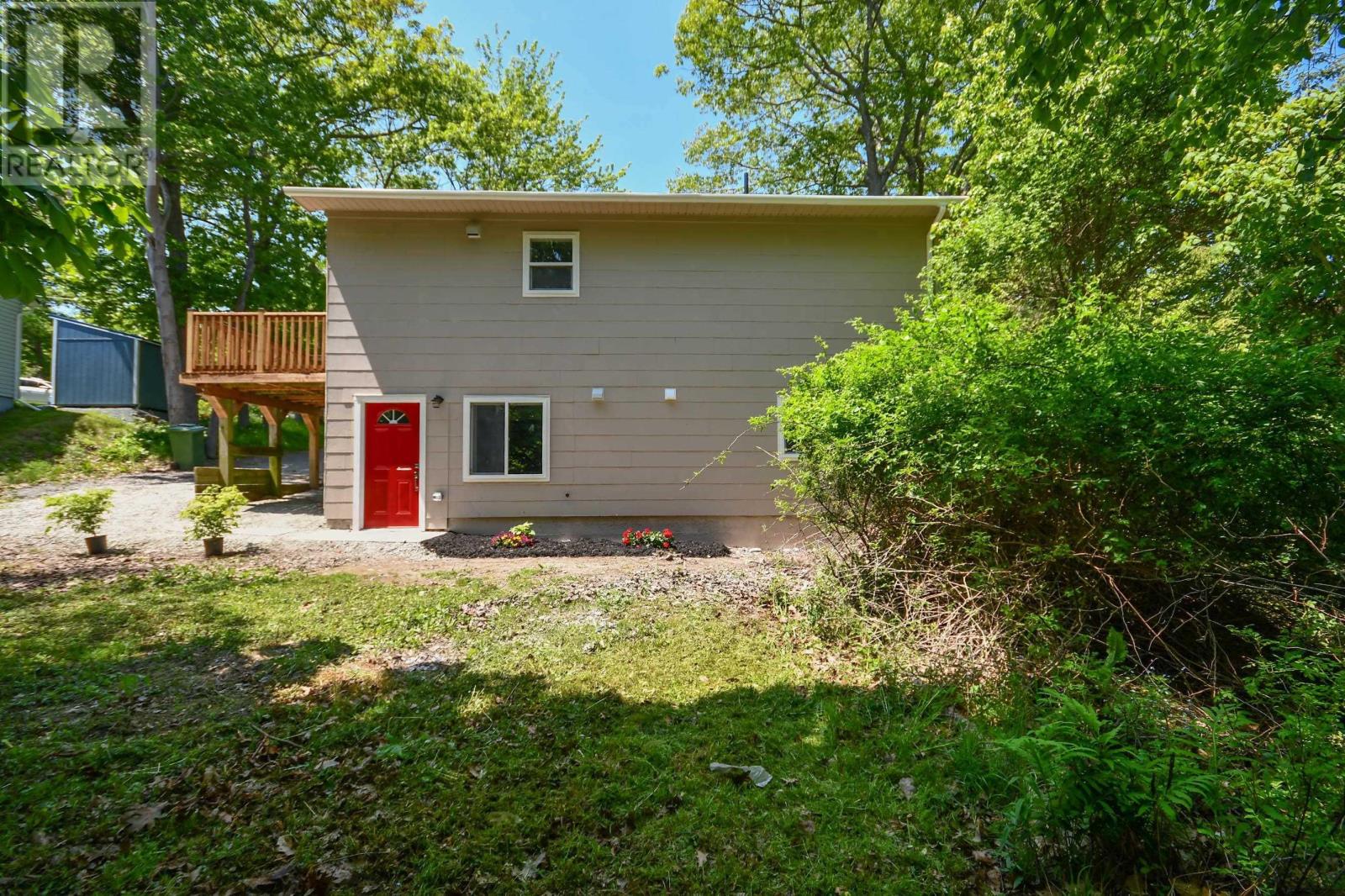 29 Joyce Avenue Property Photo 10
