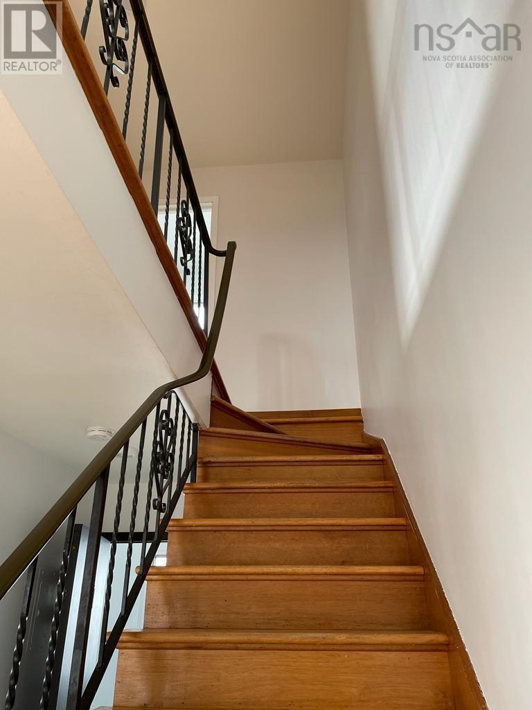 10 Mcfatridge Road Property Photo 18
