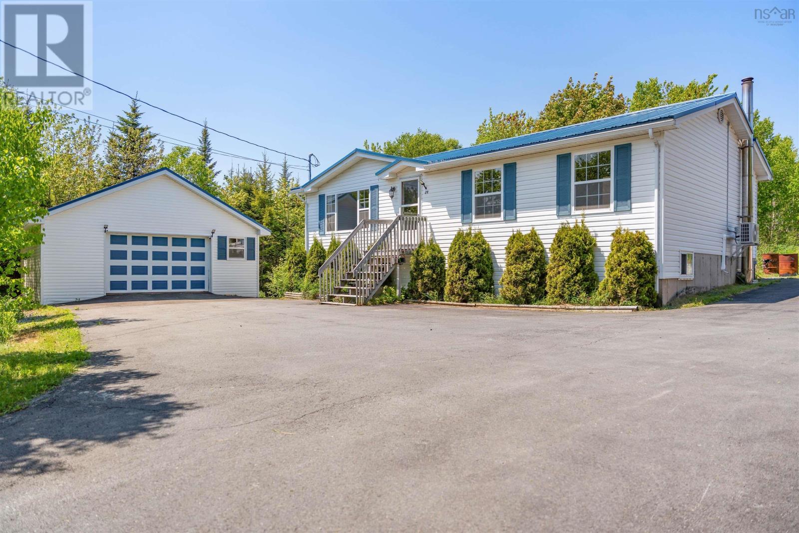 28 West Jeddore Road Property Photo 1