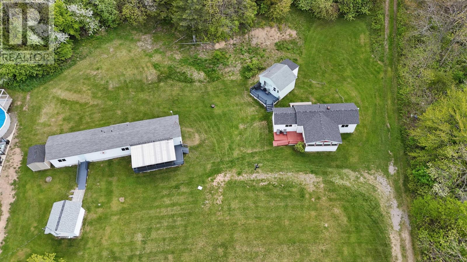 2952 Highway 395 Property Photo 47