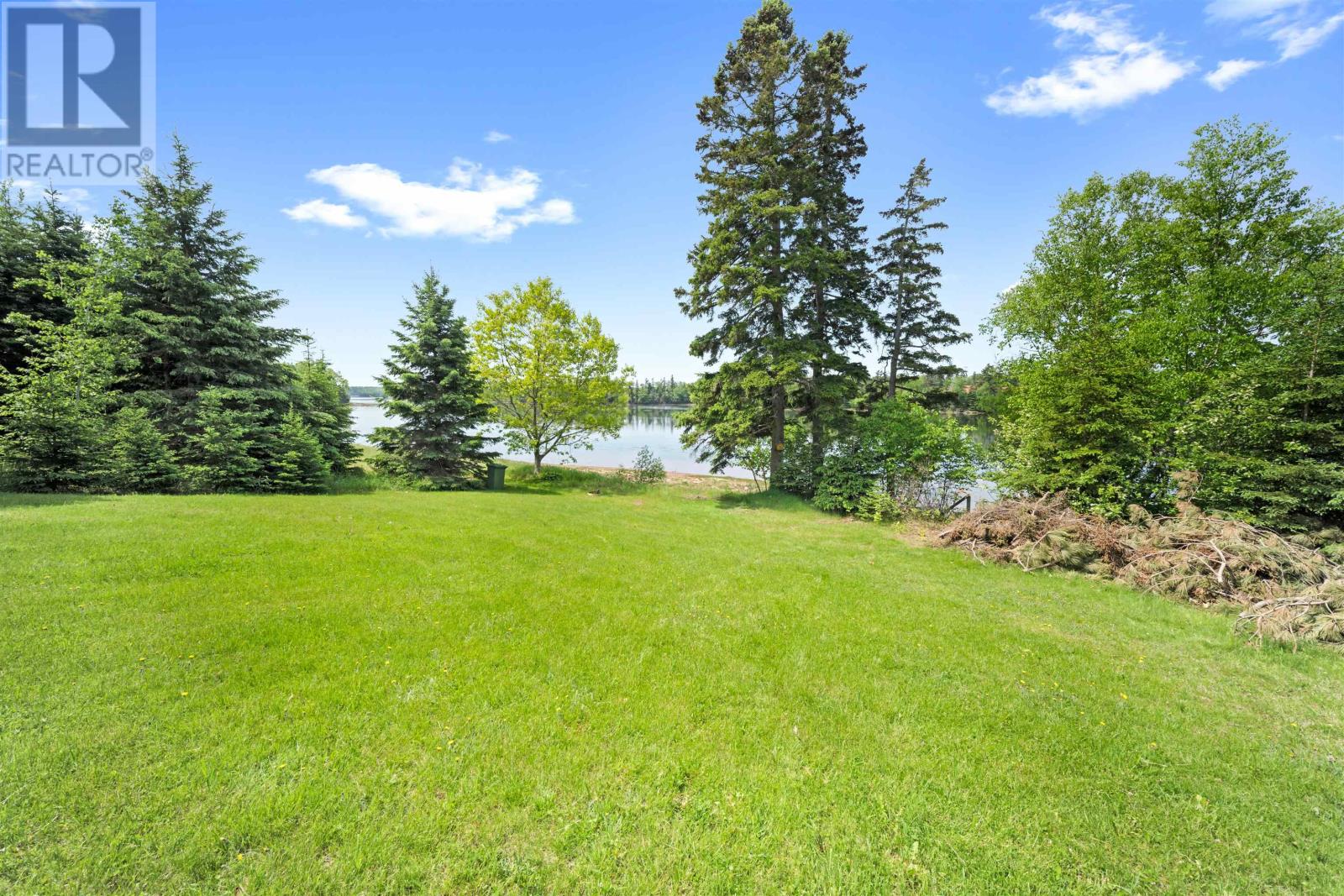 183 Cottage View Drive Property Photo 8