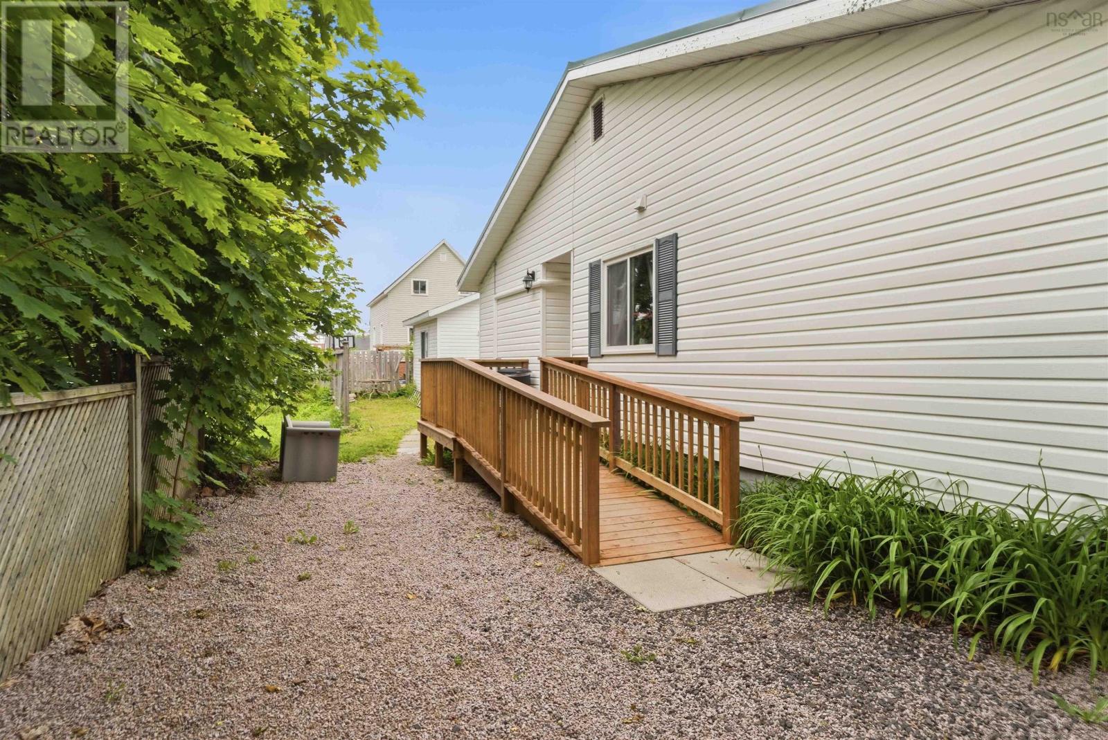 9 Freeman Street Property Photo 6