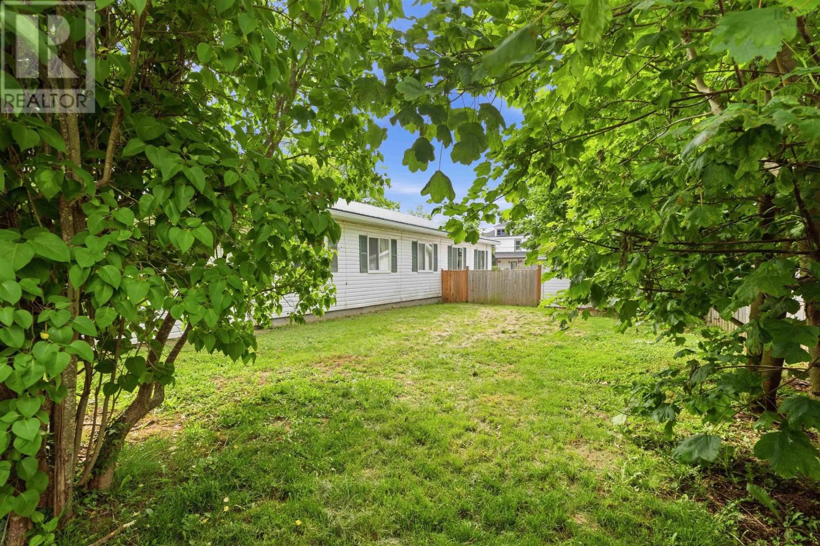 9 Freeman Street Property Photo 9