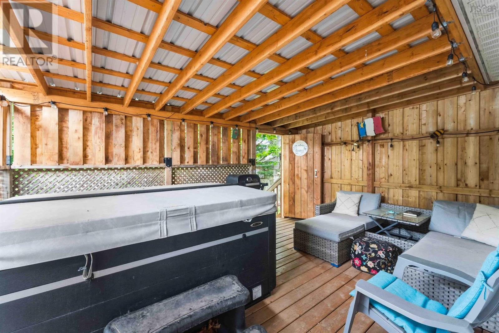 9 Freeman Street Property Photo 12