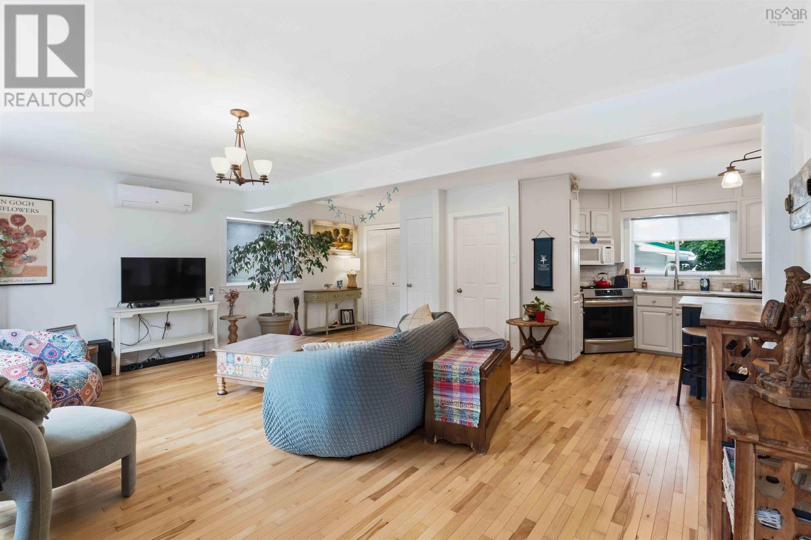 9 Freeman Street Property Photo 15