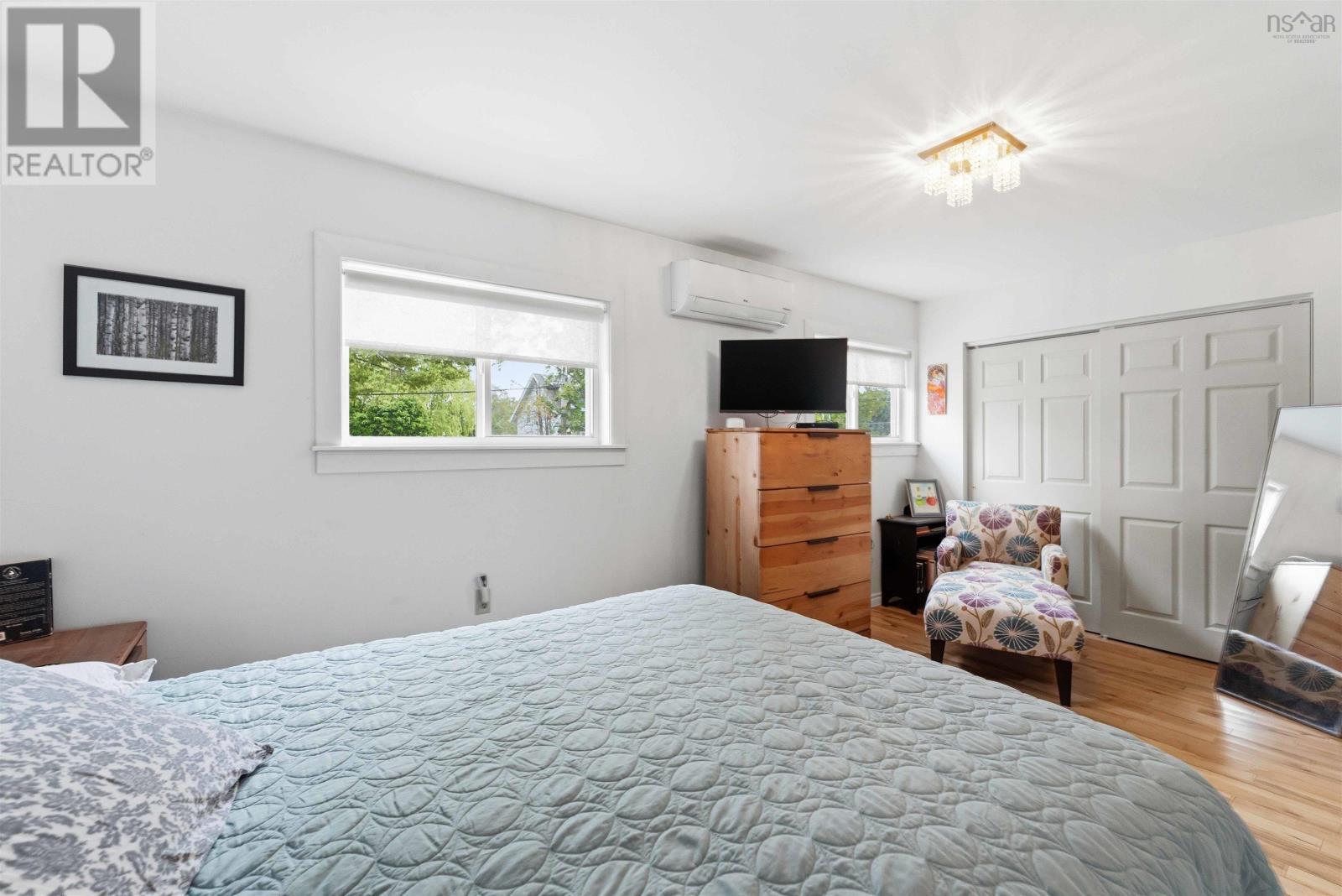 9 Freeman Street Property Photo 19