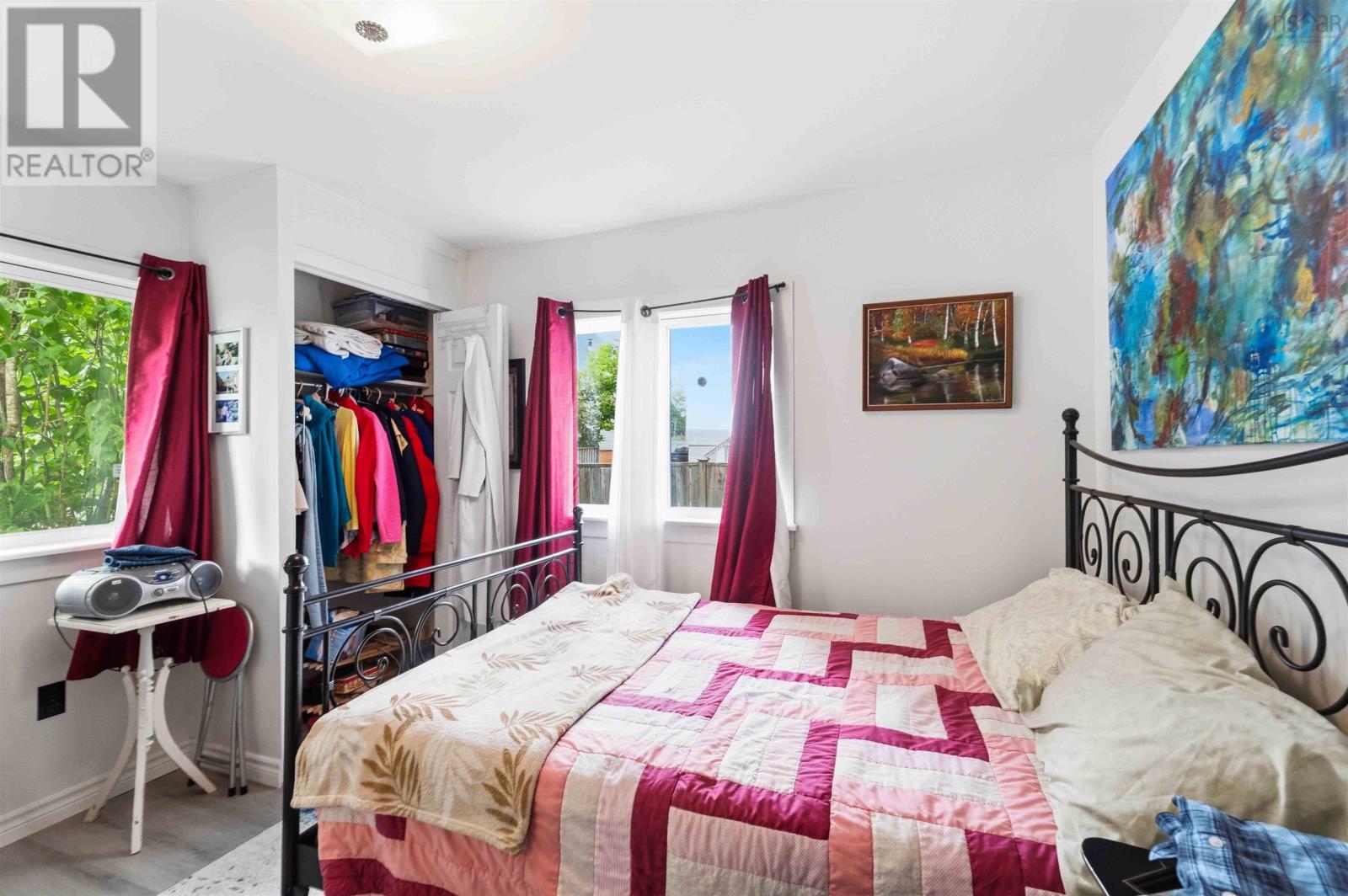 9 Freeman Street Property Photo 35