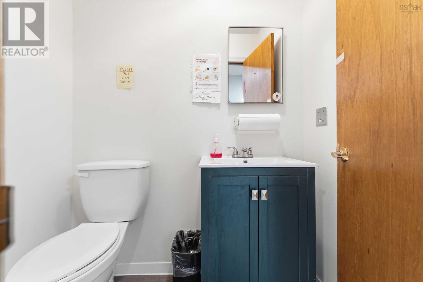 9 Freeman Street Property Photo 41