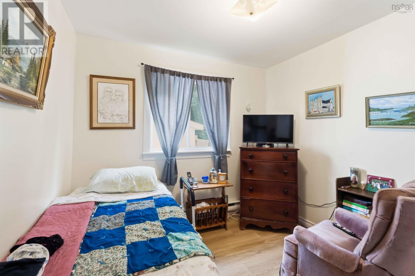9 Freeman Street Property Photo 45