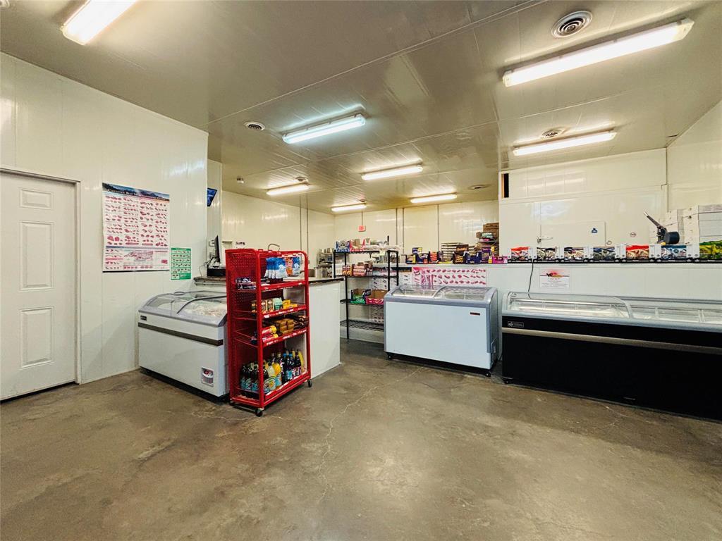 62063 270 Highway Property Photo 7
