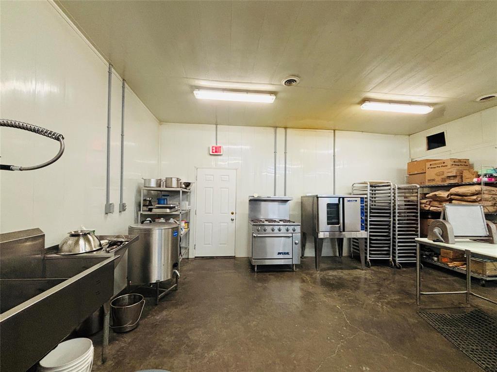 62063 270 Highway Property Photo 10