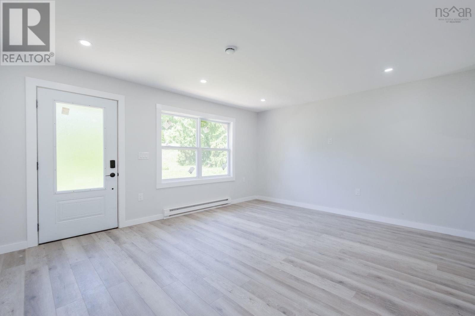 27 Meadowview Drive Property Photo 8