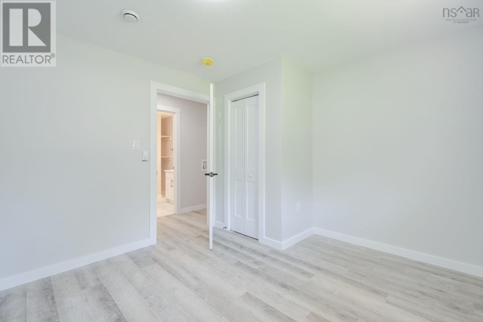 27 Meadowview Drive Property Photo 25