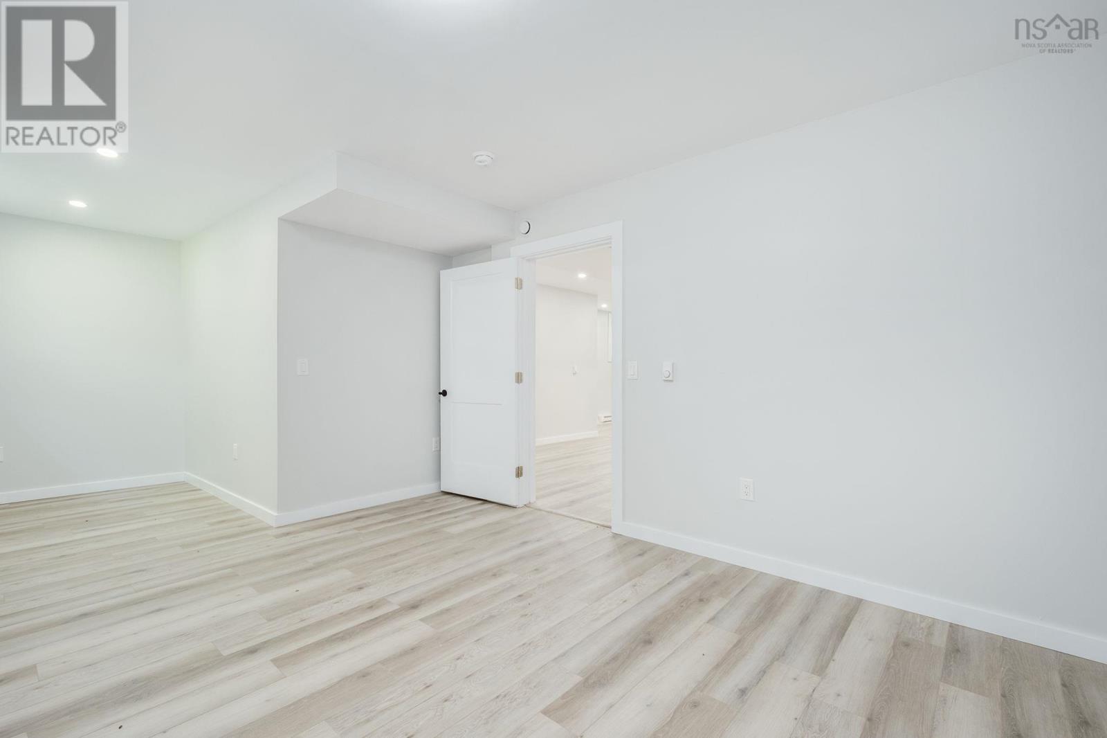 27 Meadowview Drive Property Photo 37