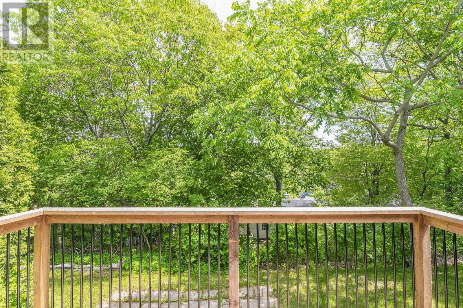 27 Meadowview Drive Property Photo 43