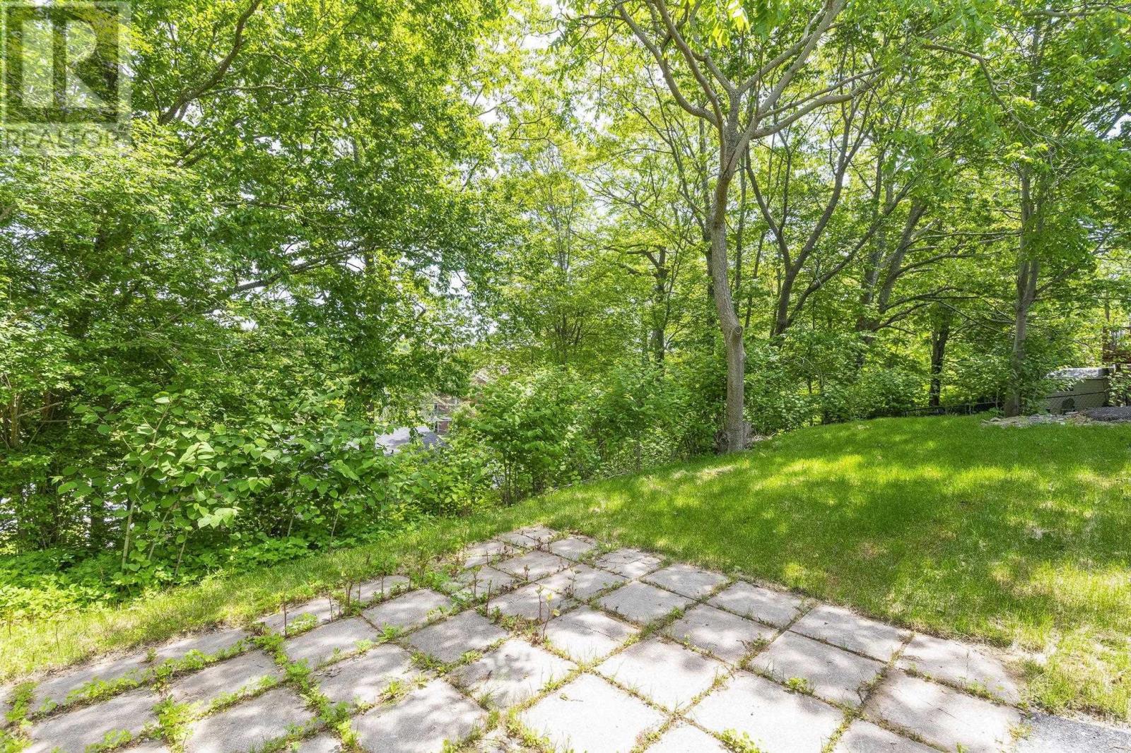 27 Meadowview Drive Property Photo 49