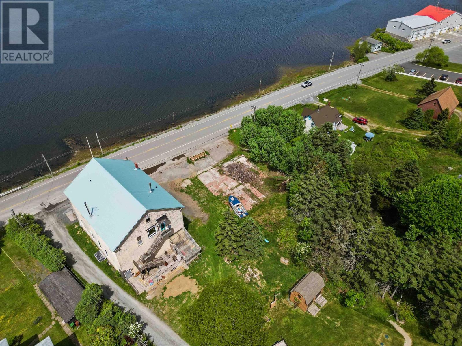 3827 Highway 332 Property Photo 17