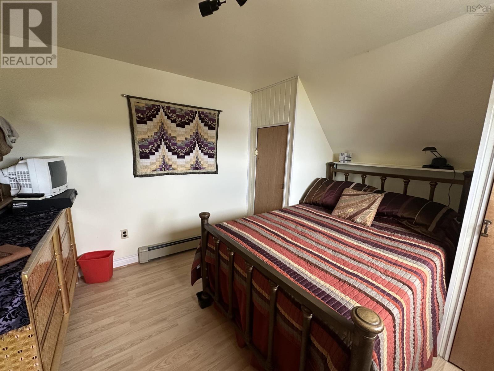 5034 Highway 7 Property Photo 32