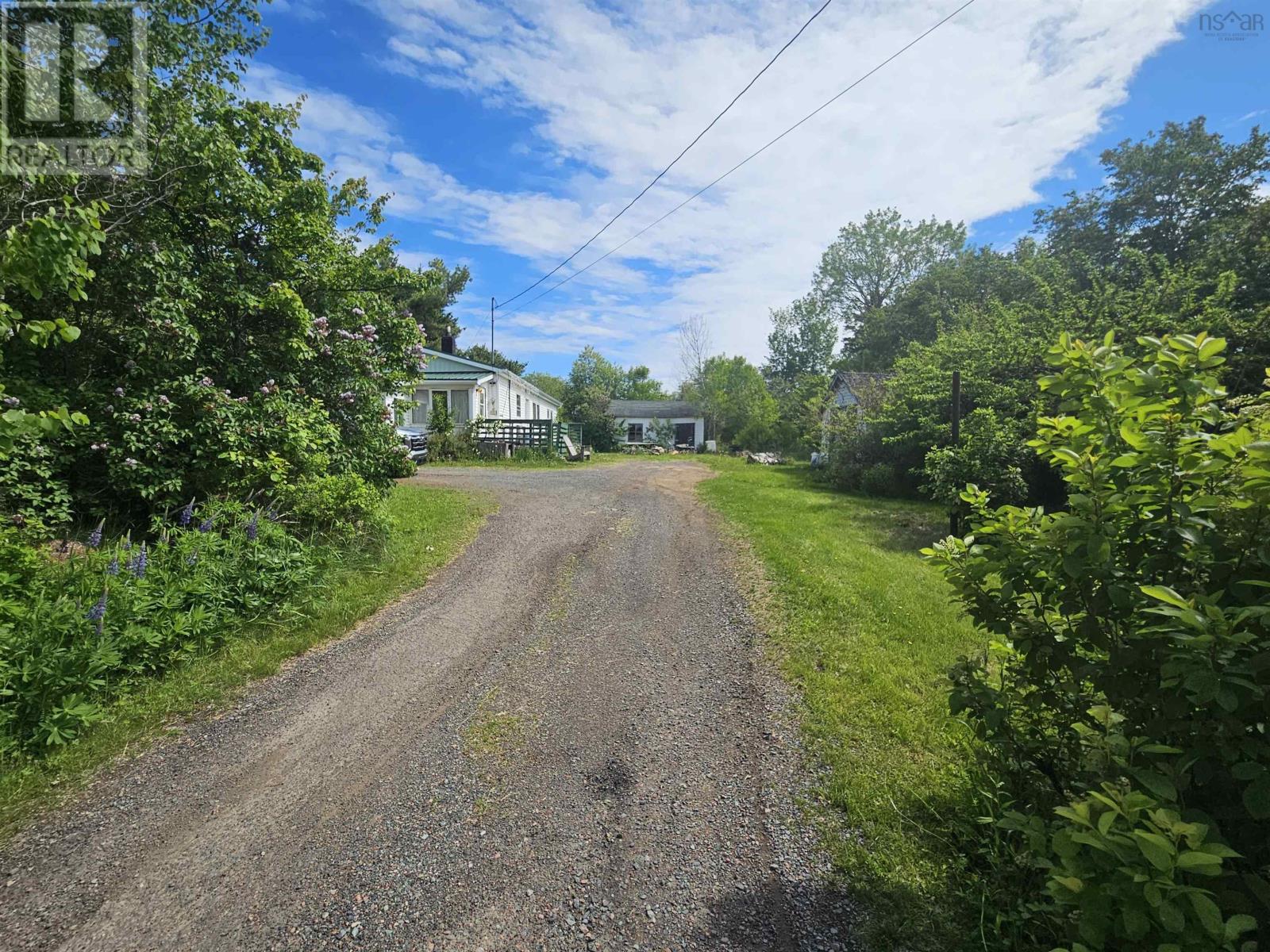 11371 6 Highway Property Photo 3