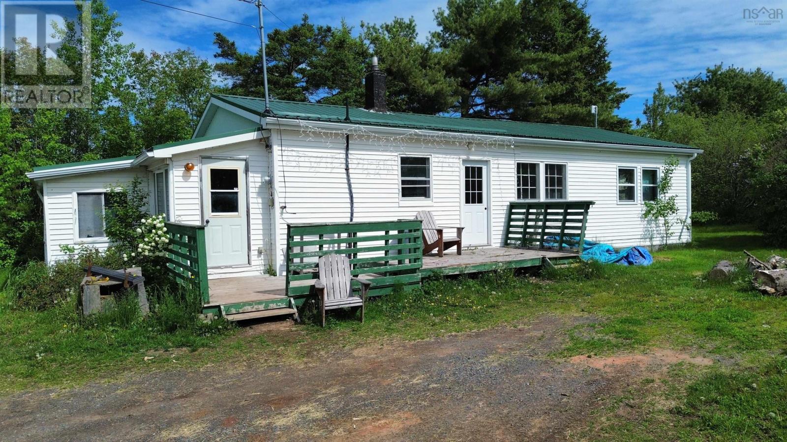 11371 6 Highway Property Photo 4
