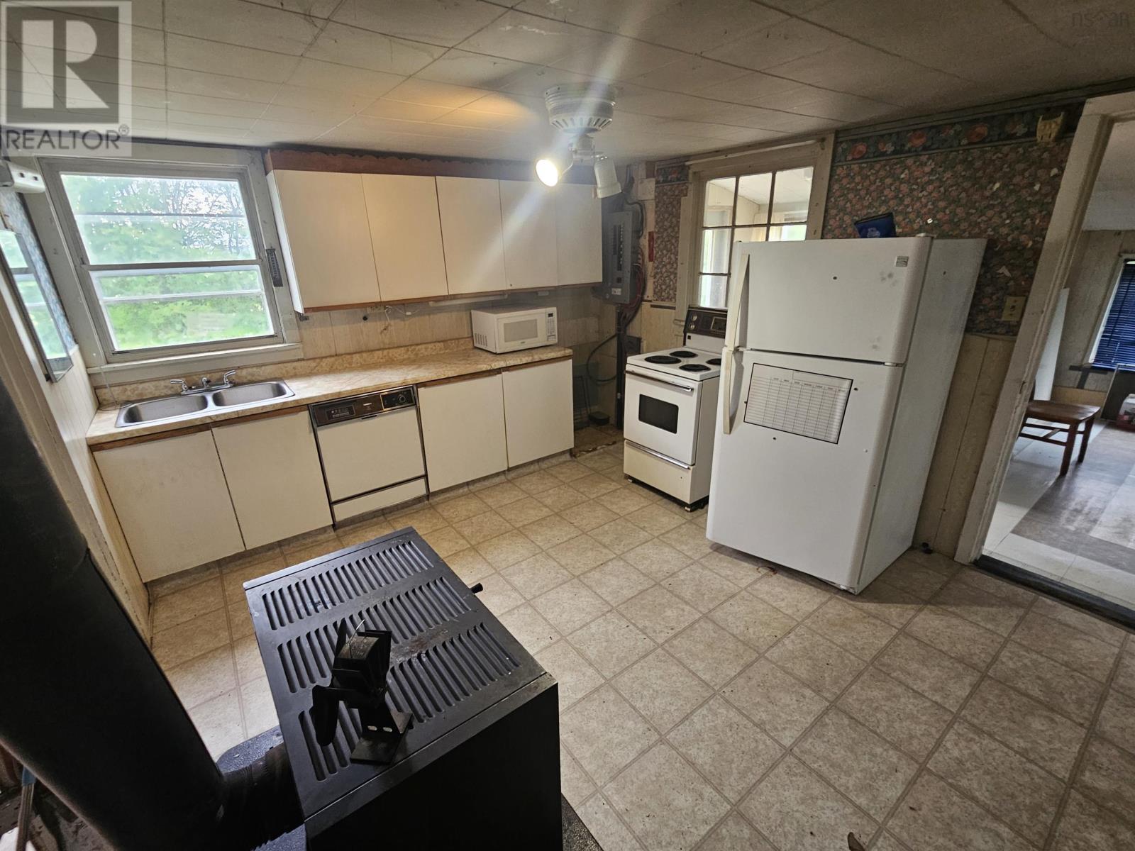 11371 6 Highway Property Photo 17
