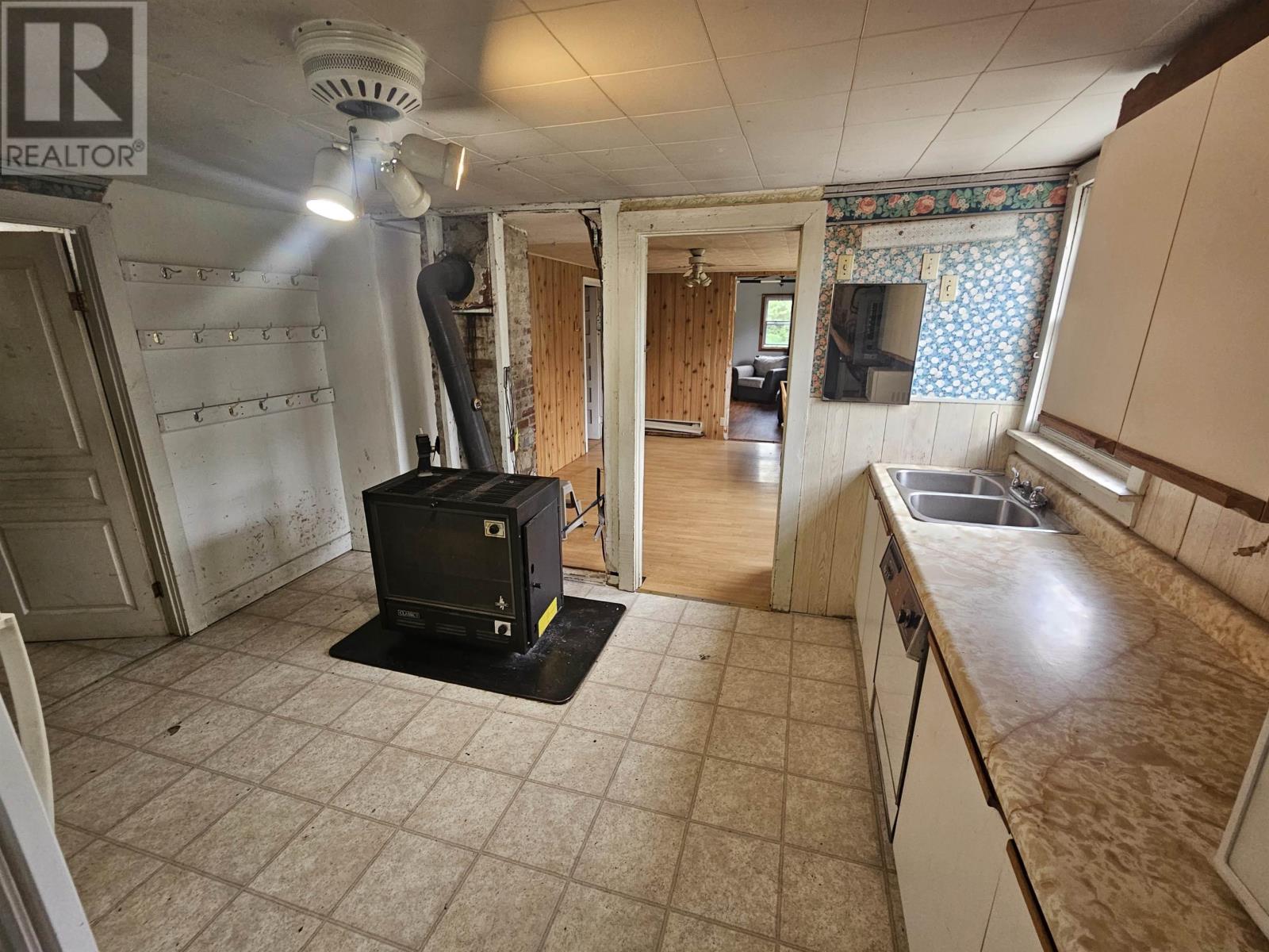 11371 6 Highway Property Photo 18