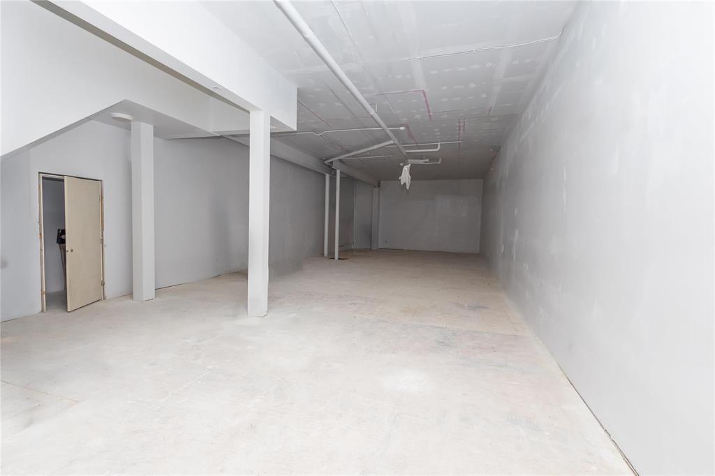 934 Rosser Avenue Property Photo 17