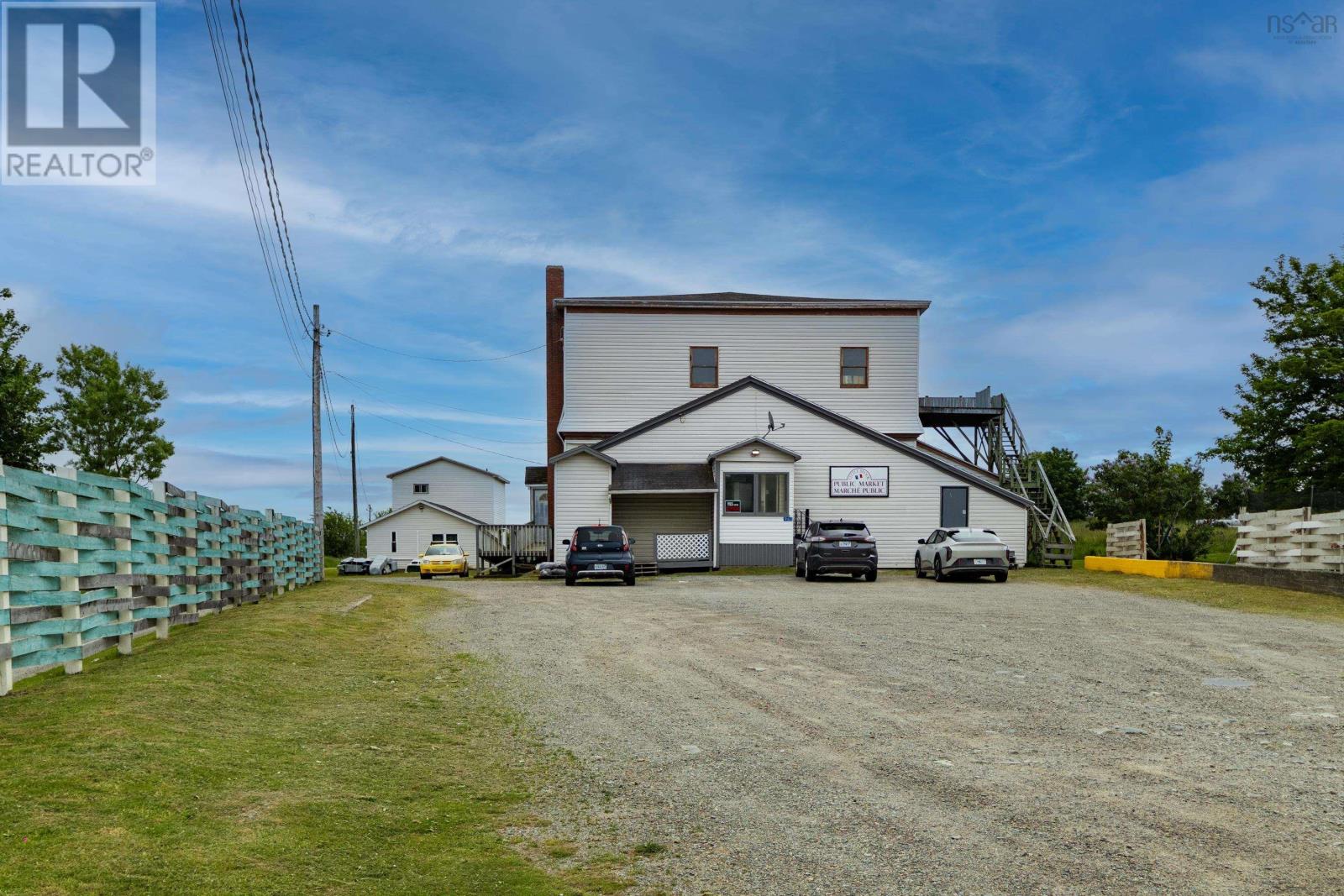 960 Highway 1 Property Photo 4