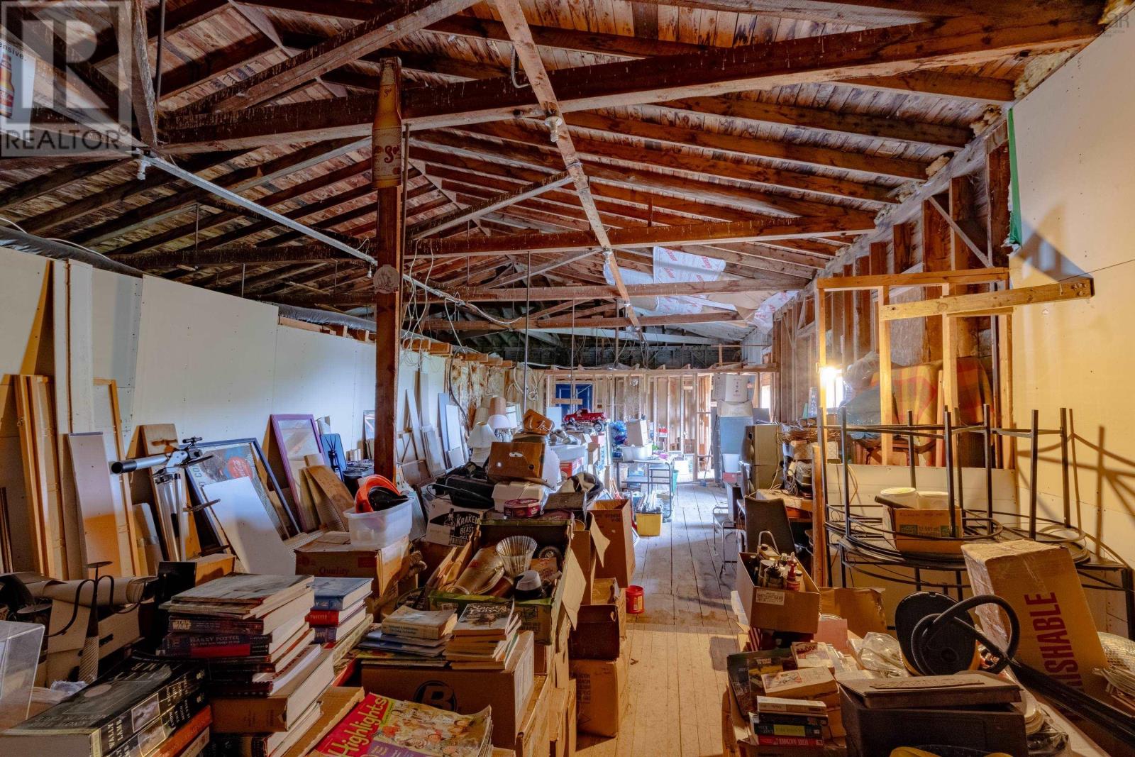 960 Highway 1 Property Photo 25