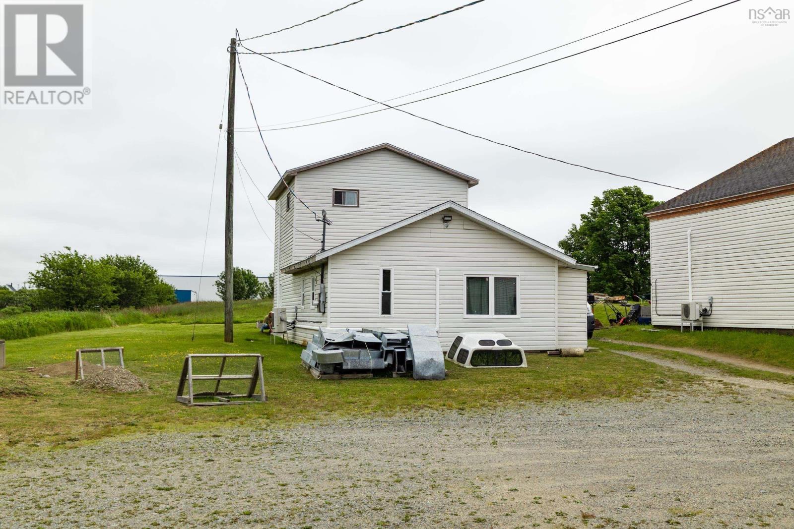 960 Highway 1 Property Photo 36
