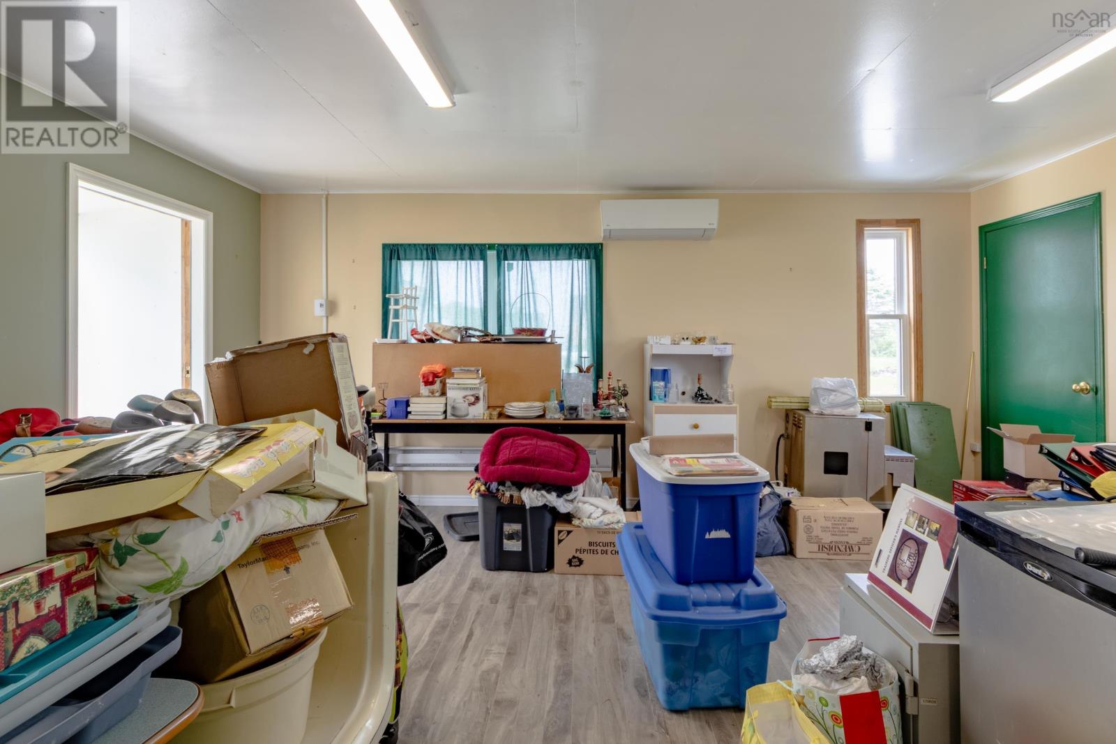960 Highway 1 Property Photo 44