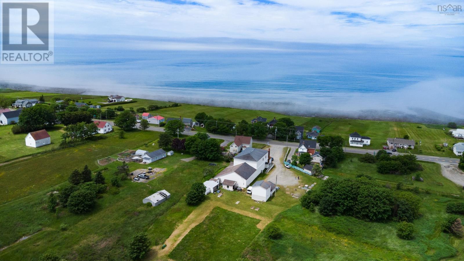 960 Highway 1 Property Photo 47