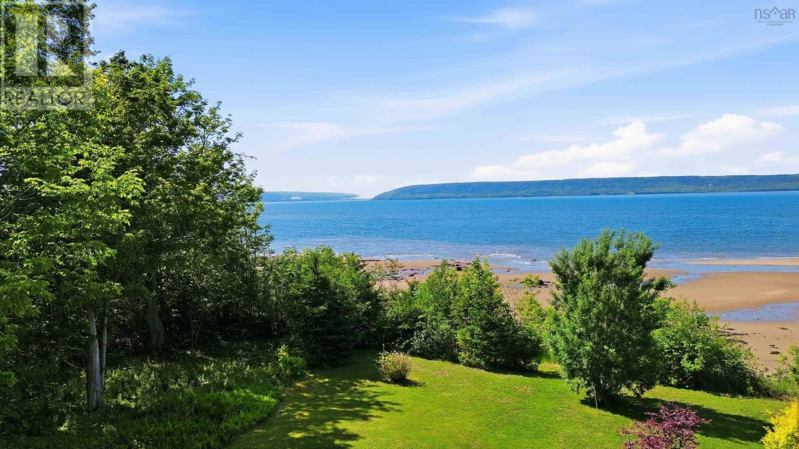68 Shore Drive Property Photo 1