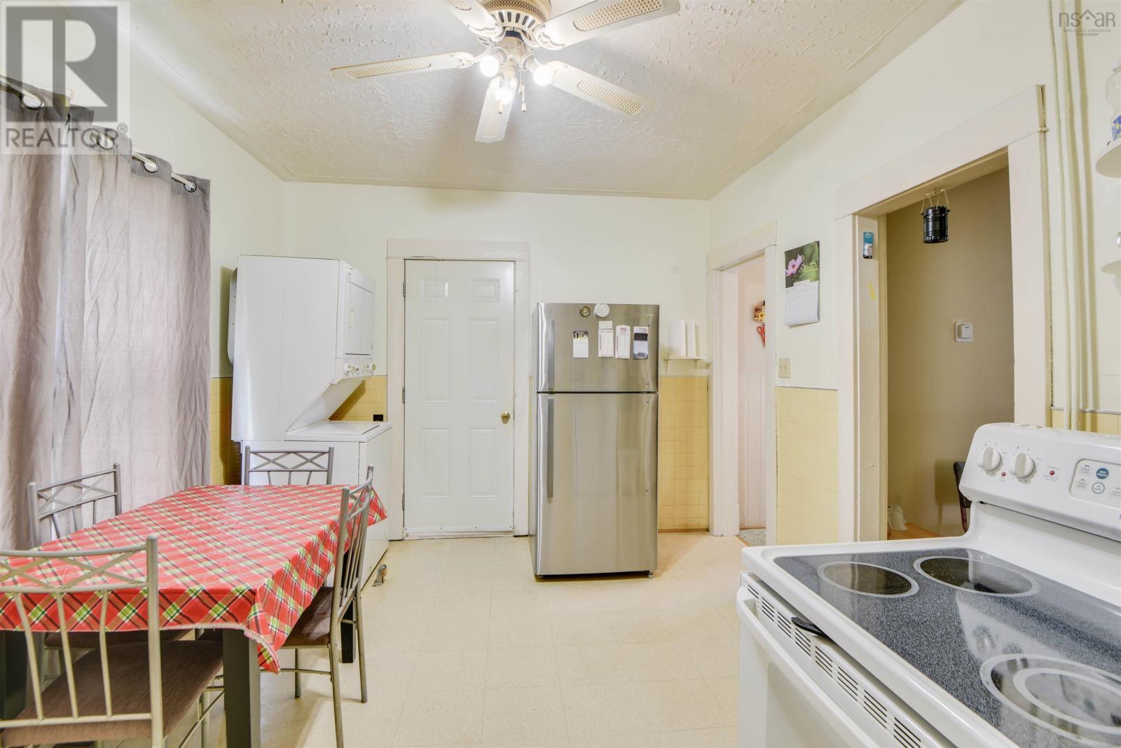 65 View Street Property Photo 27