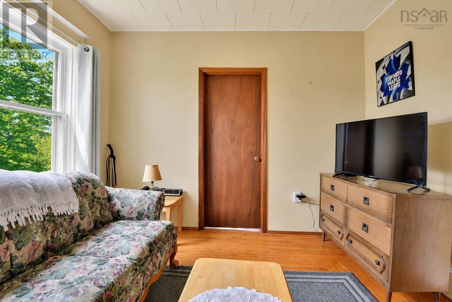 65 View Street Property Photo 30