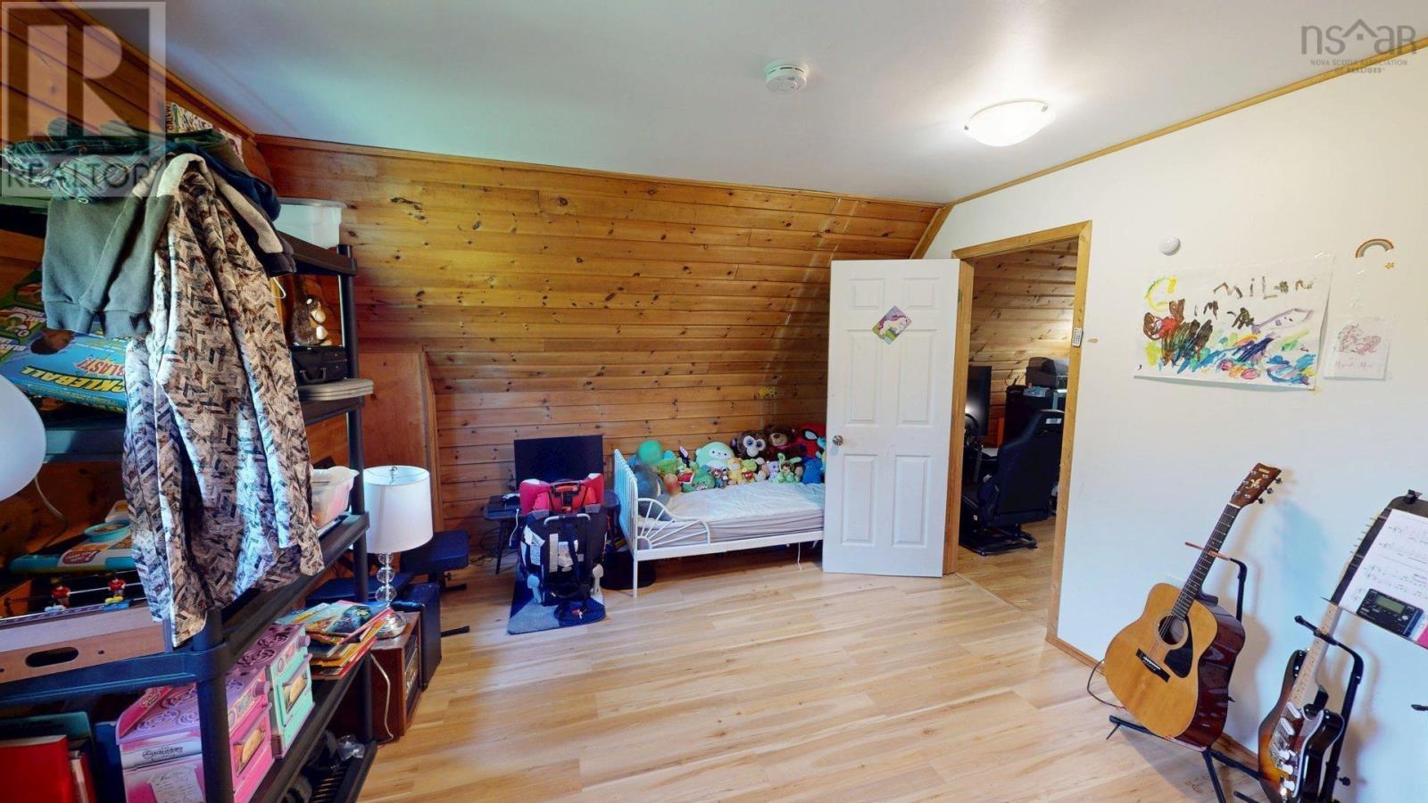 2554 Highway 7 Highway Property Photo 20