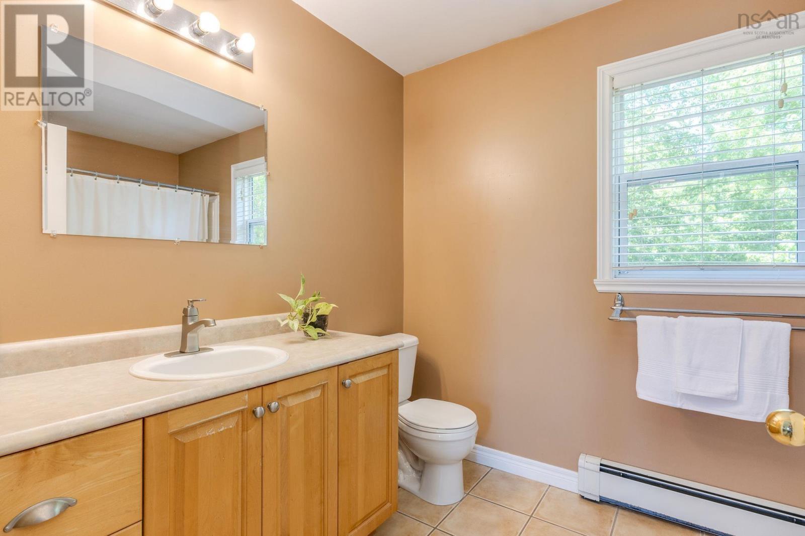 980 White Hills Run Property Photo 20