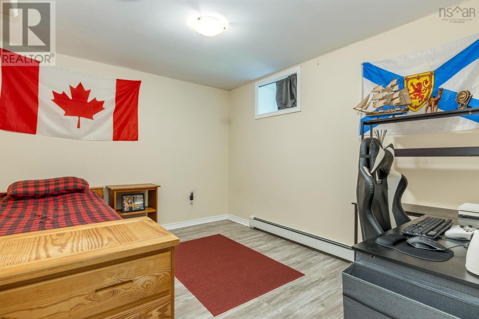 980 White Hills Run Property Photo 28