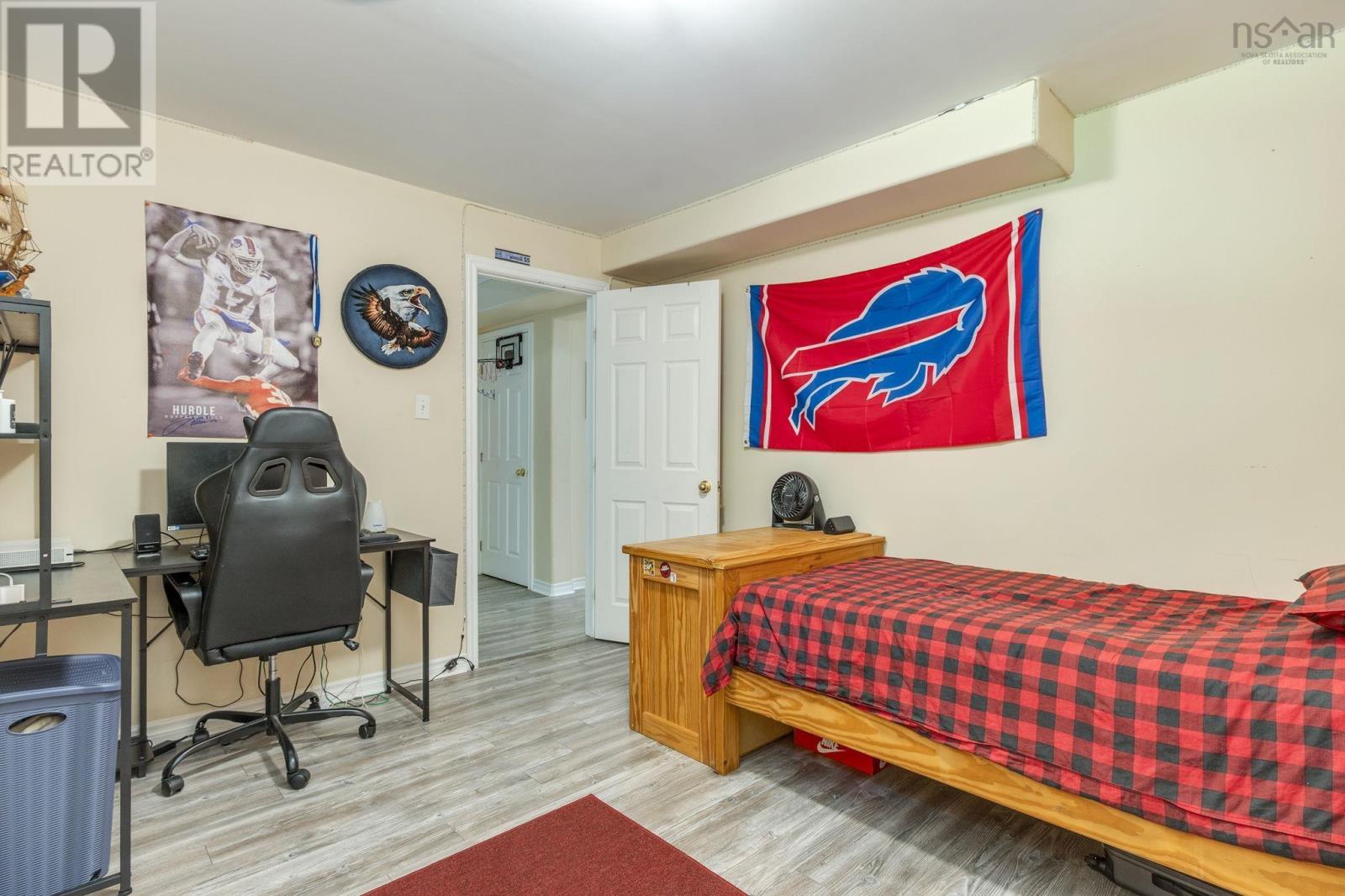 980 White Hills Run Property Photo 29