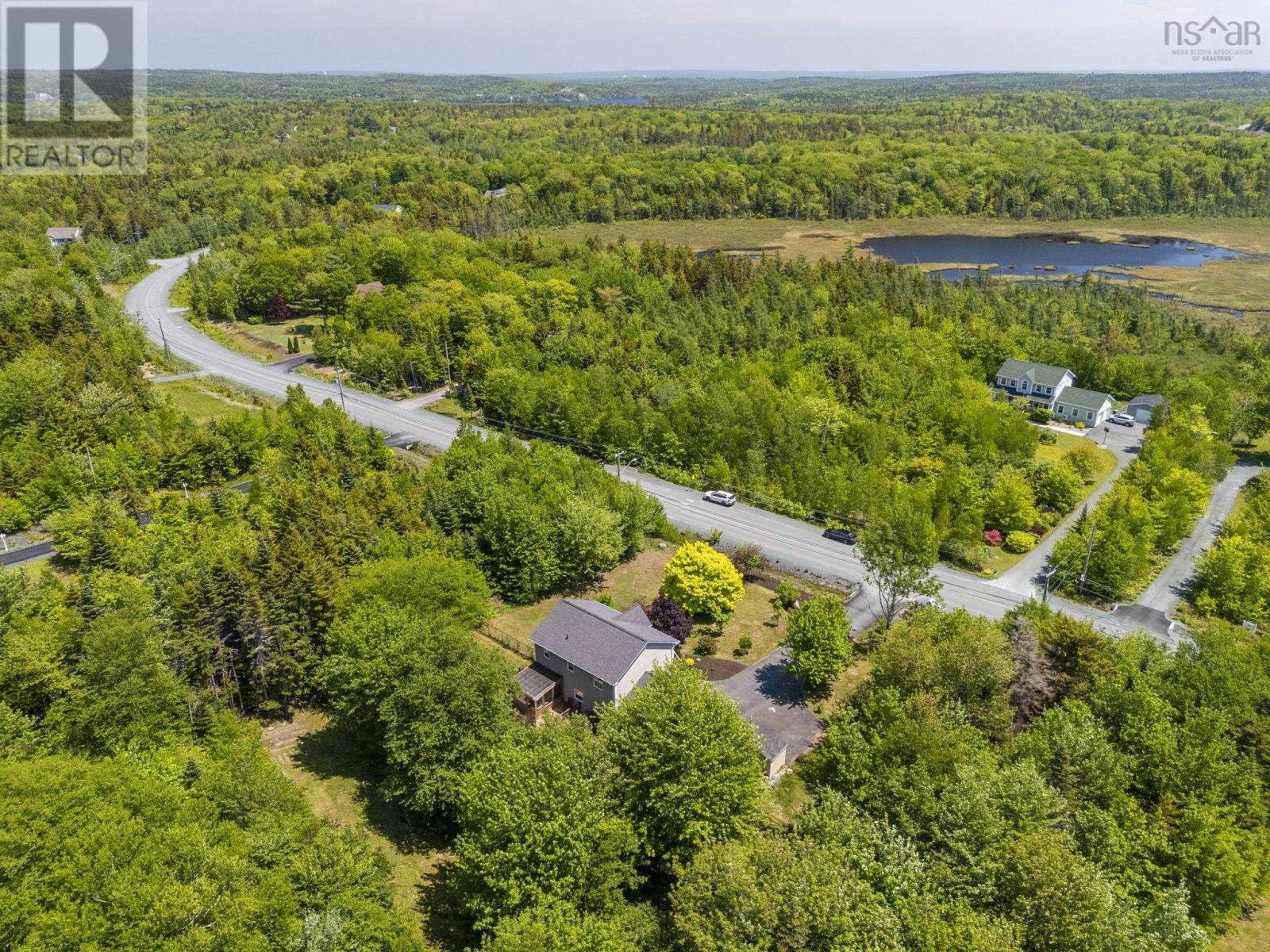 980 White Hills Run Property Photo 42