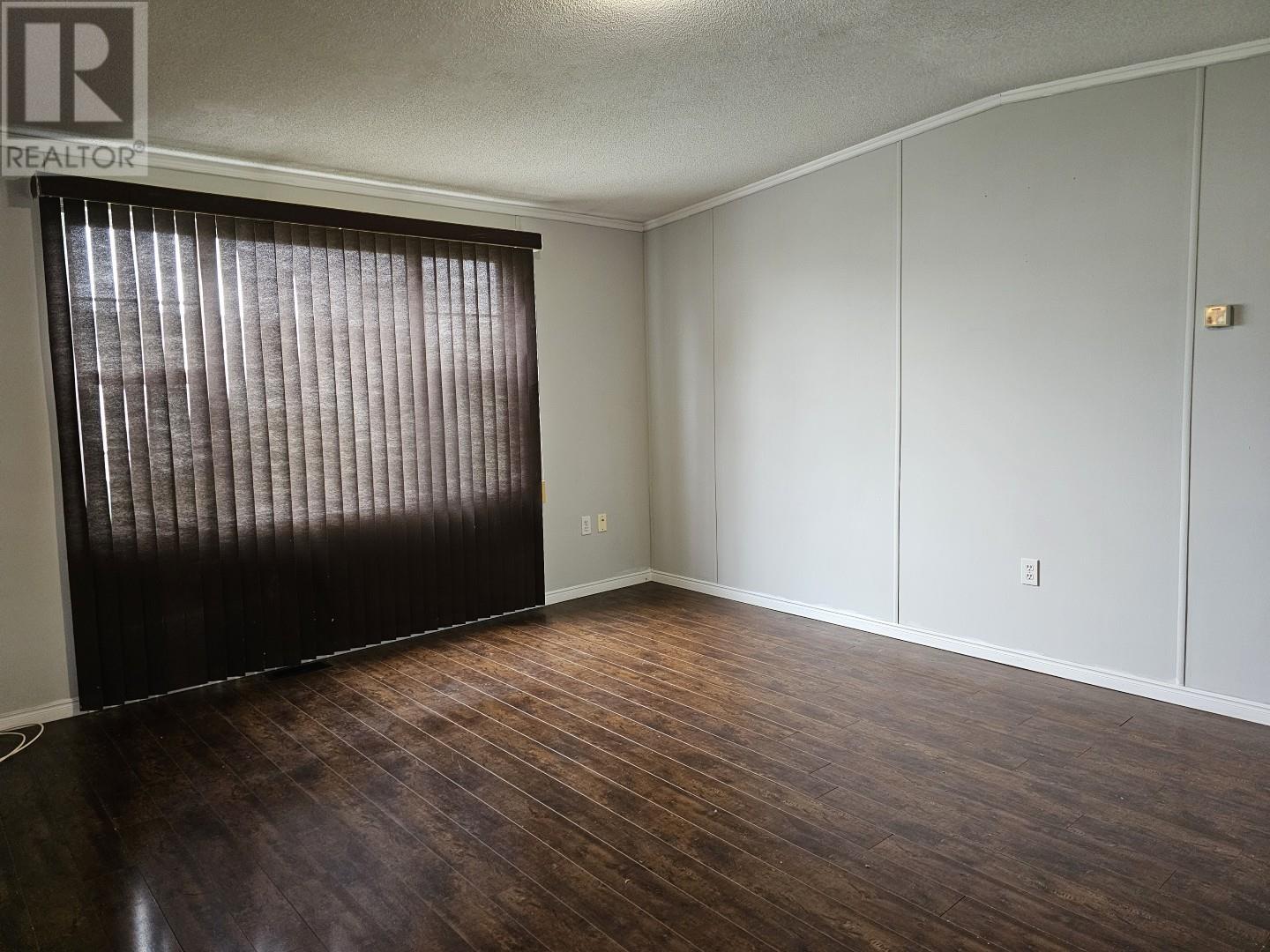 18 Jordan Avenue Property Photo 10