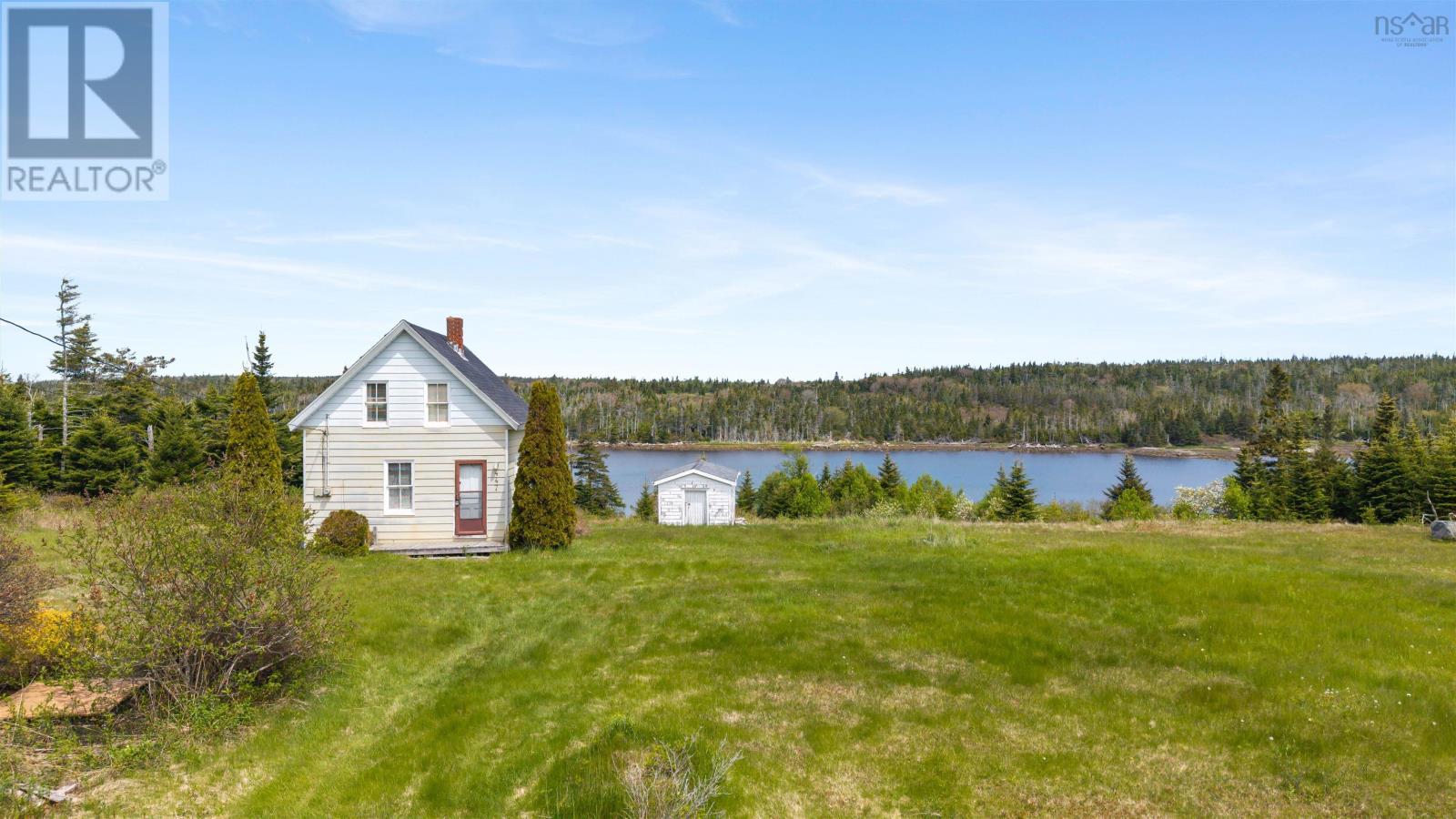 447 & 453 Fishermans Harbour Road Property Photo 3