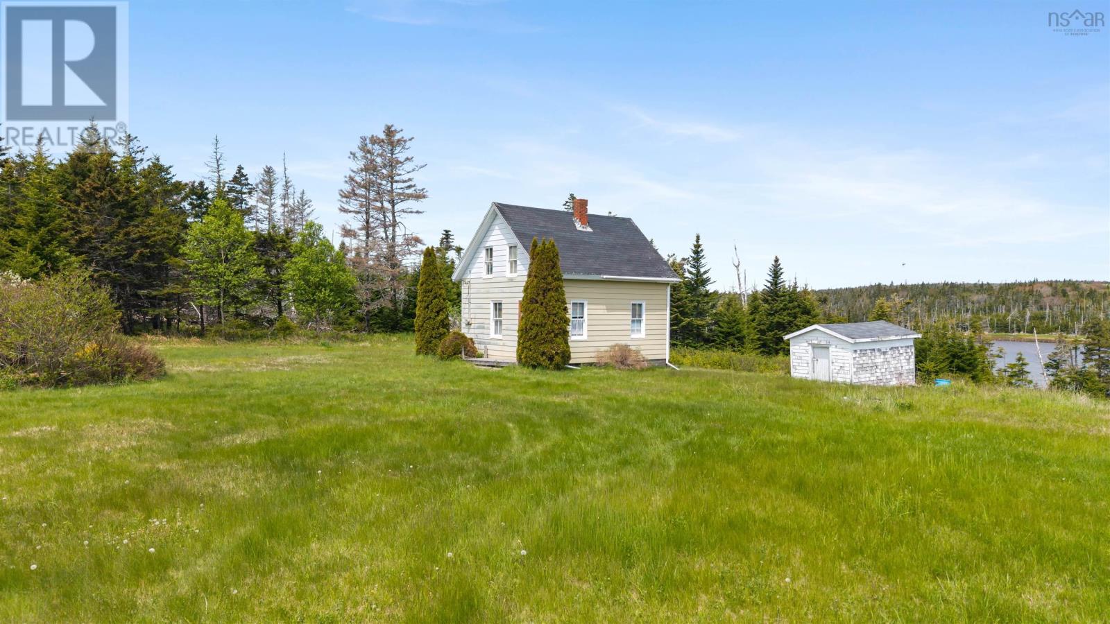 447 & 453 Fishermans Harbour Road Property Photo 9