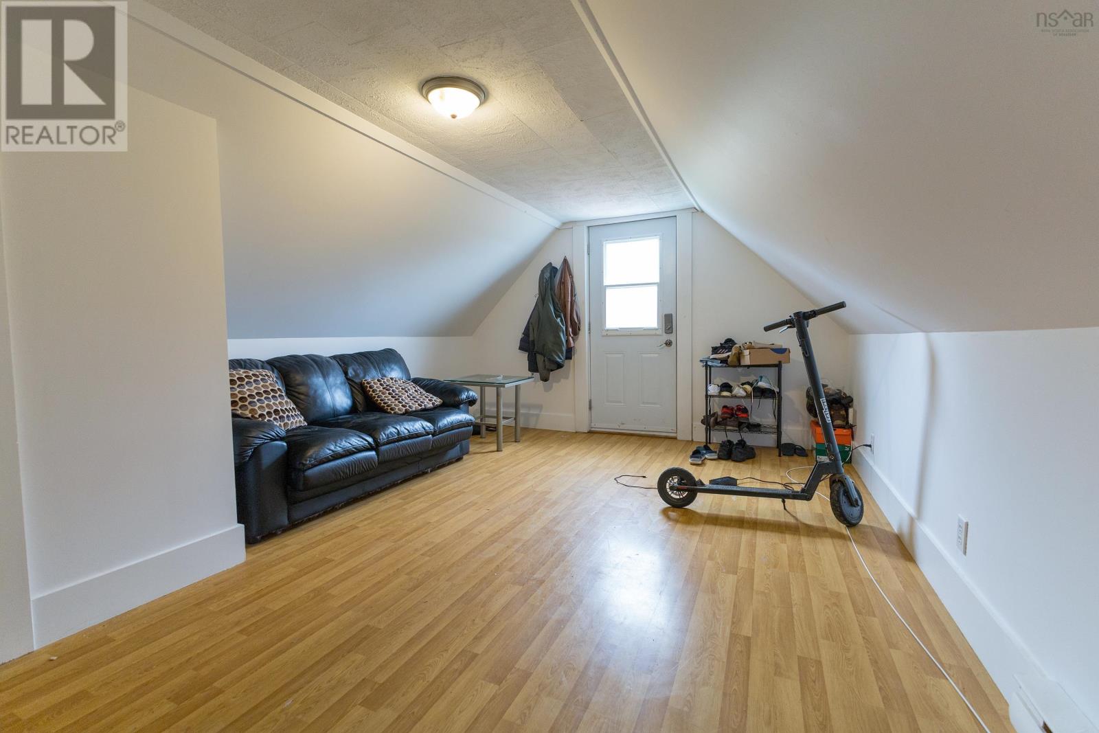 12 & 14 Pictou Road Property Photo 9
