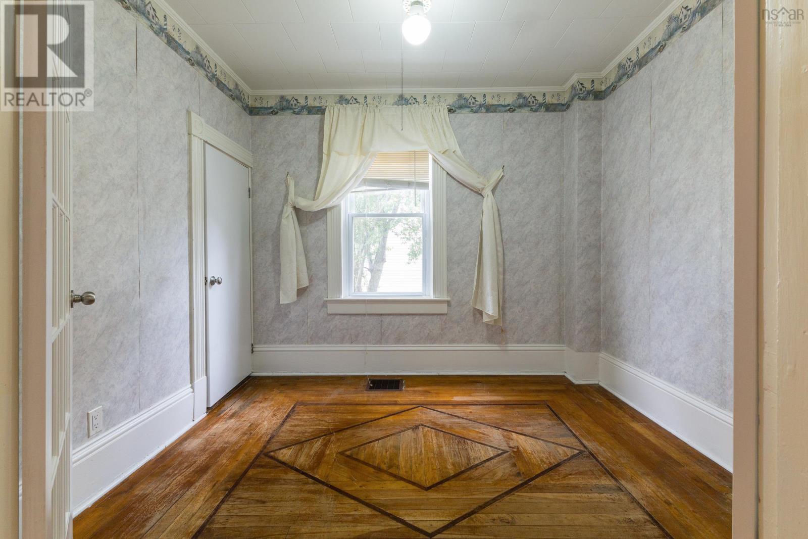 12 & 14 Pictou Road Property Photo 35