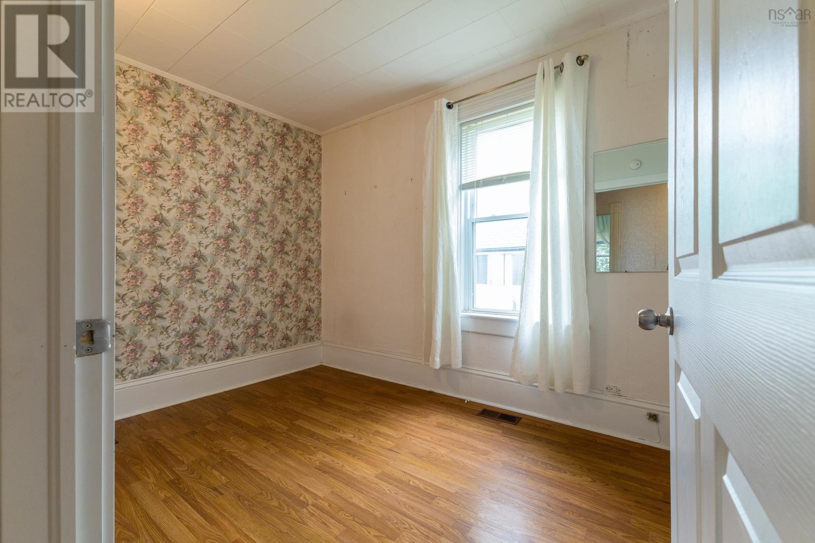 12 & 14 Pictou Road Property Photo 37